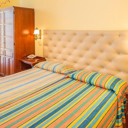 גארדה Hotel Palme & Suite מראה חיצוני תמונה