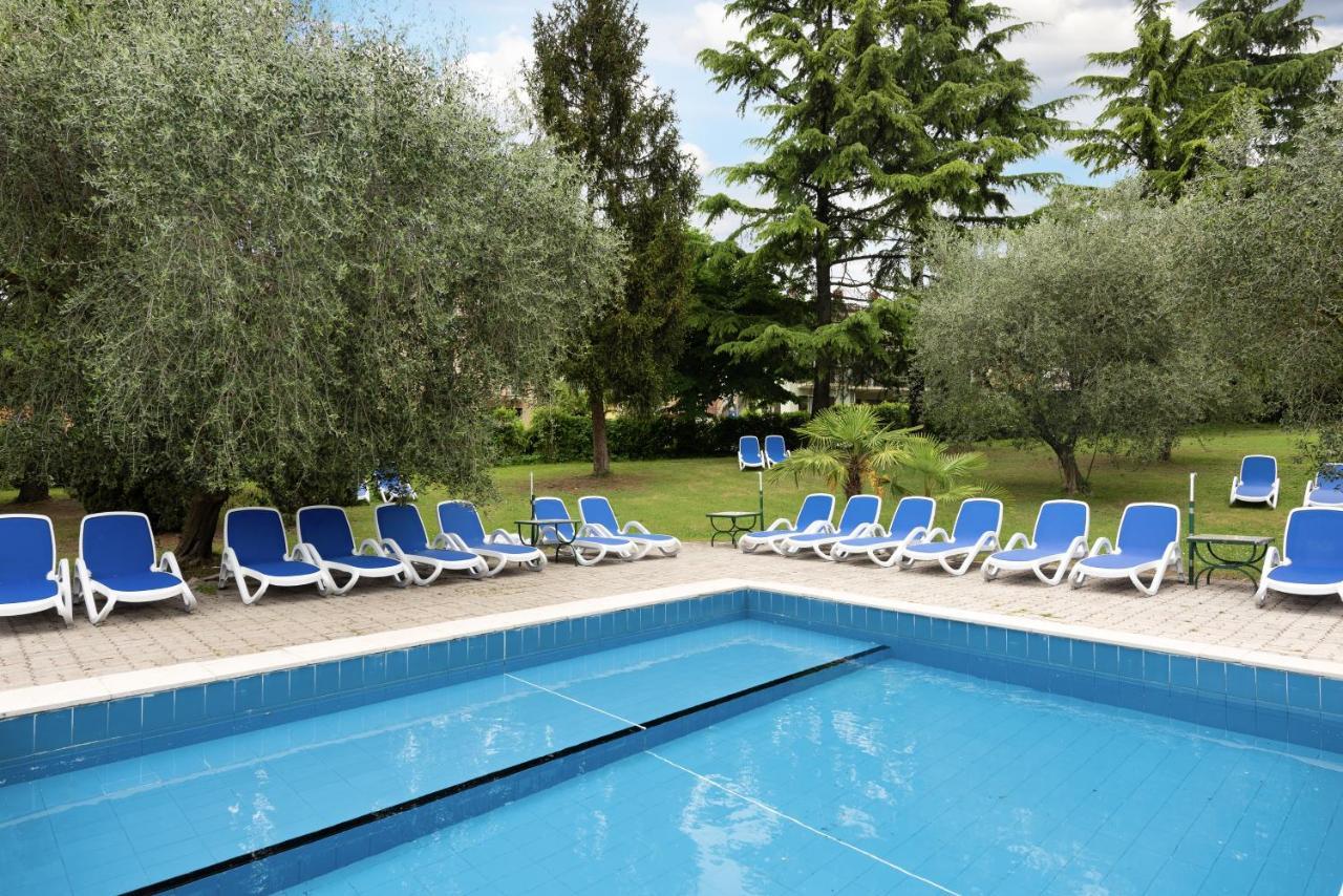 גארדה Hotel Palme & Suite מראה חיצוני תמונה