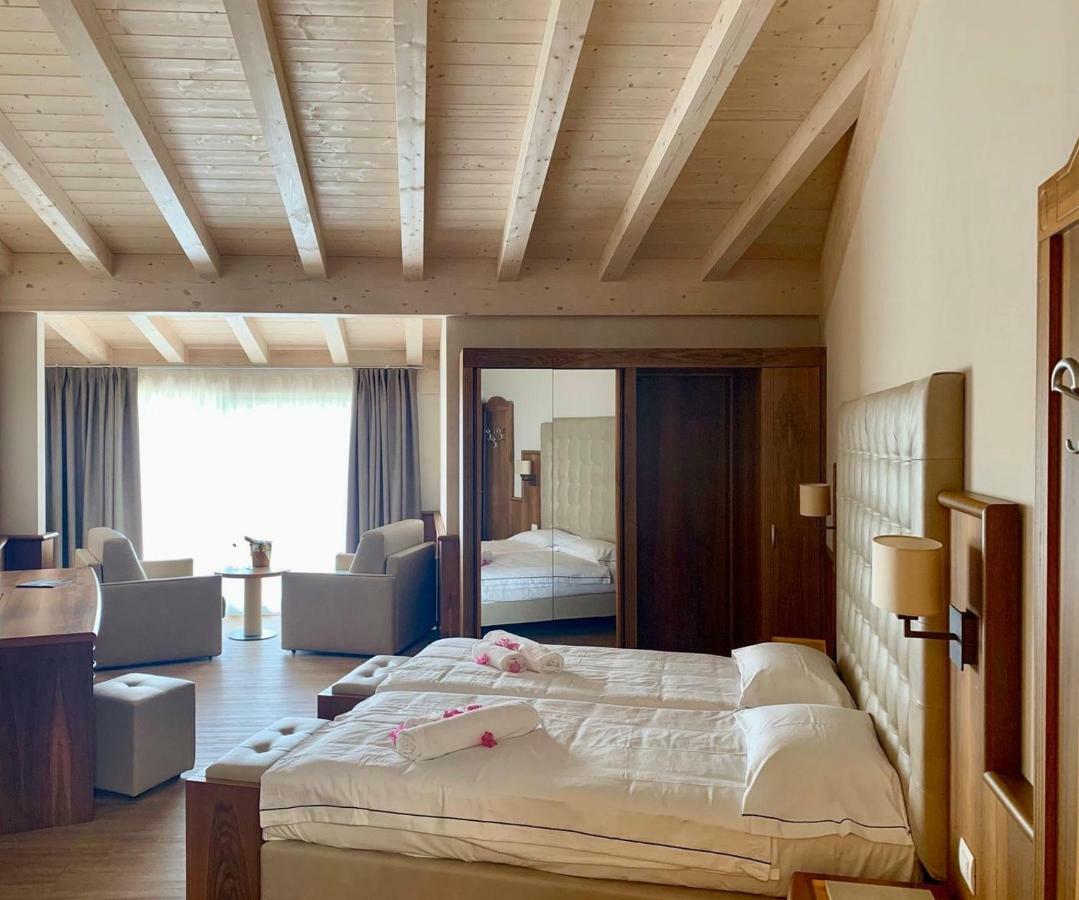 גארדה Hotel Palme & Suite מראה חיצוני תמונה